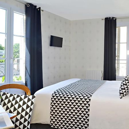 Hotel Du Manoir Тур Екстериор снимка