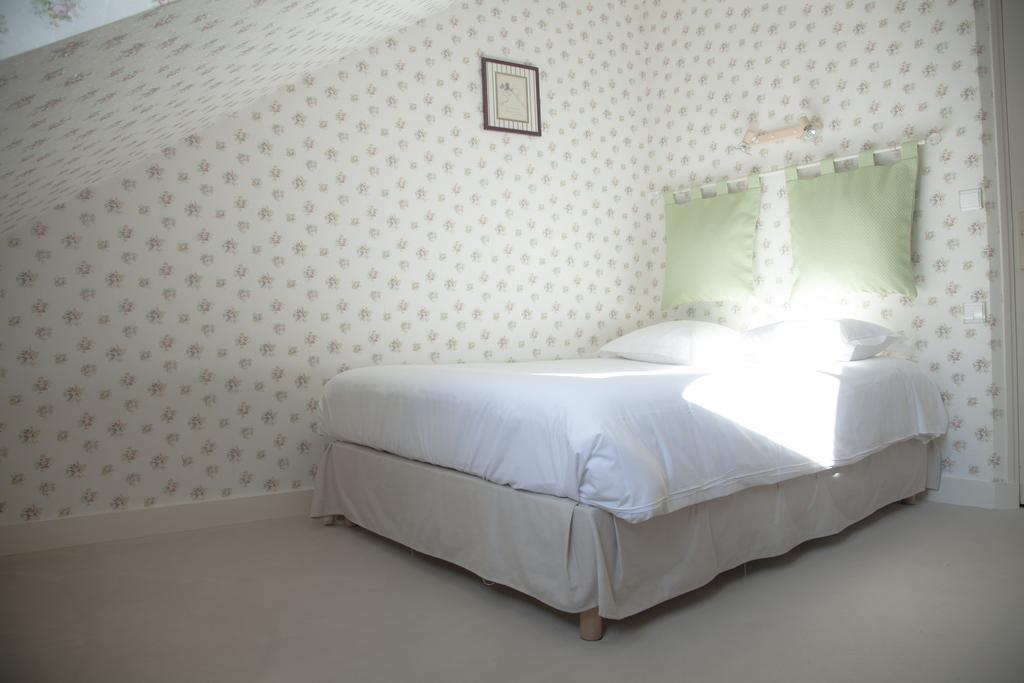Hotel Du Manoir Тур Екстериор снимка